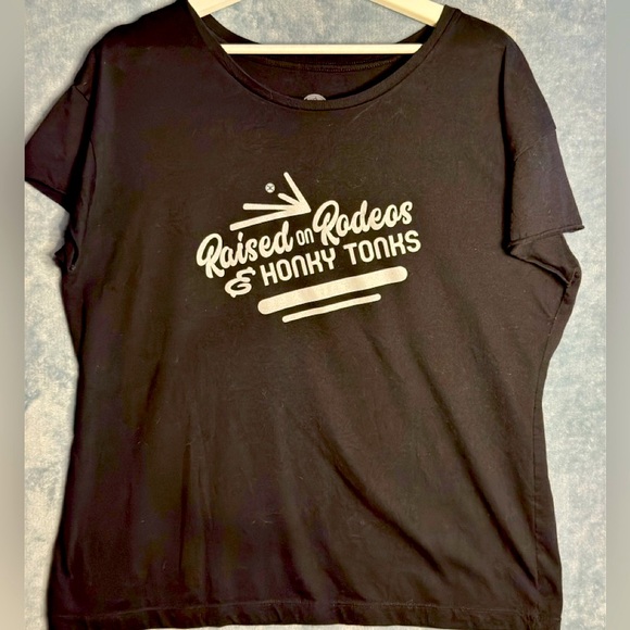 “Raised on Rodeos and Honkytonks” soft t-shirt Hooey Brand Woman’s XXL Rare NFR - Picture 2 of 3
